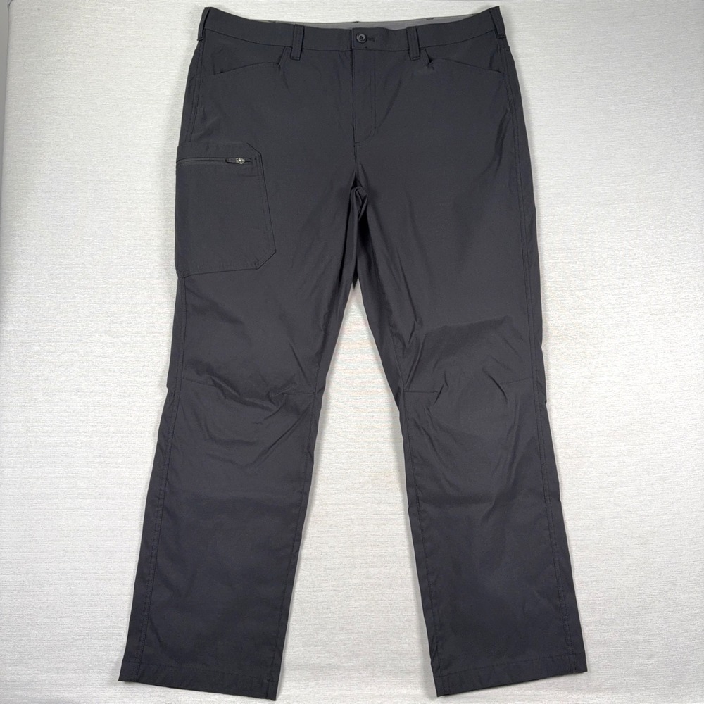 Eddie Bauer Rainier Pants Mens Size 40x32 Black Nylon Spandex Straight